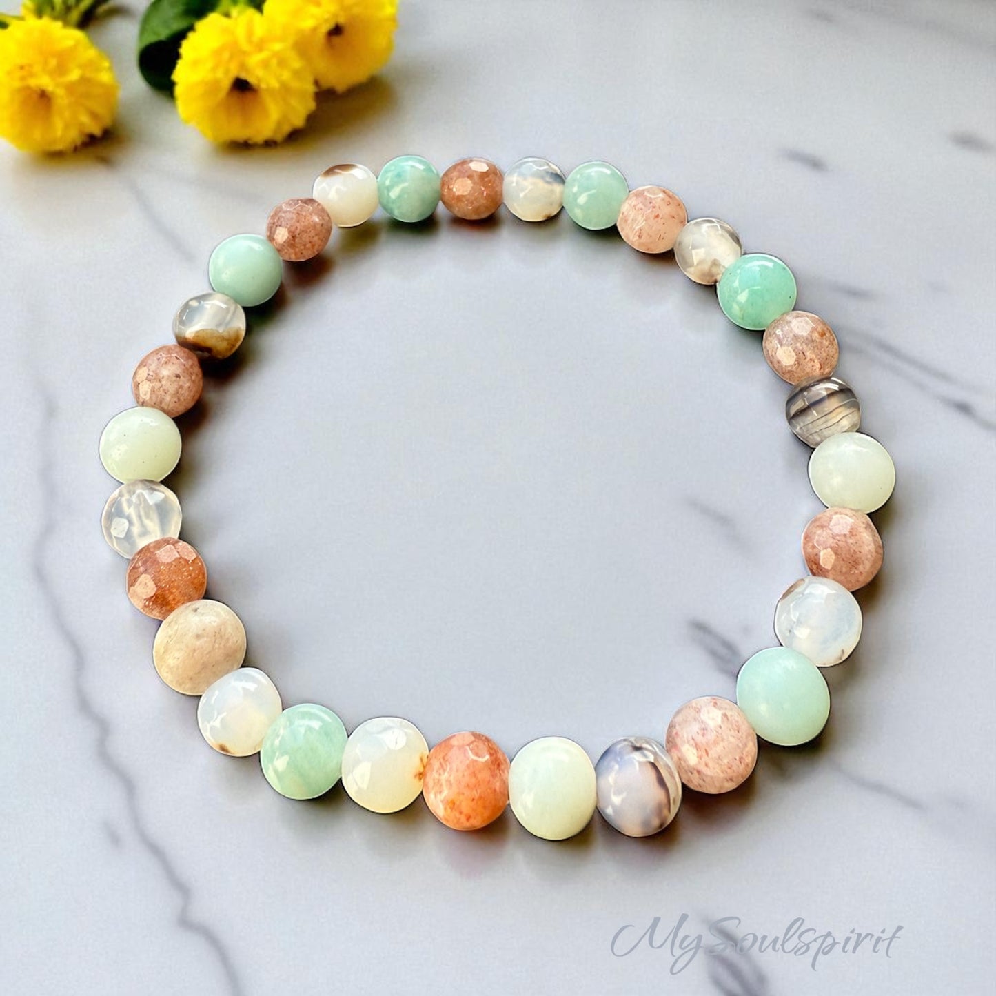 Armband "Weibliche Kraft“
