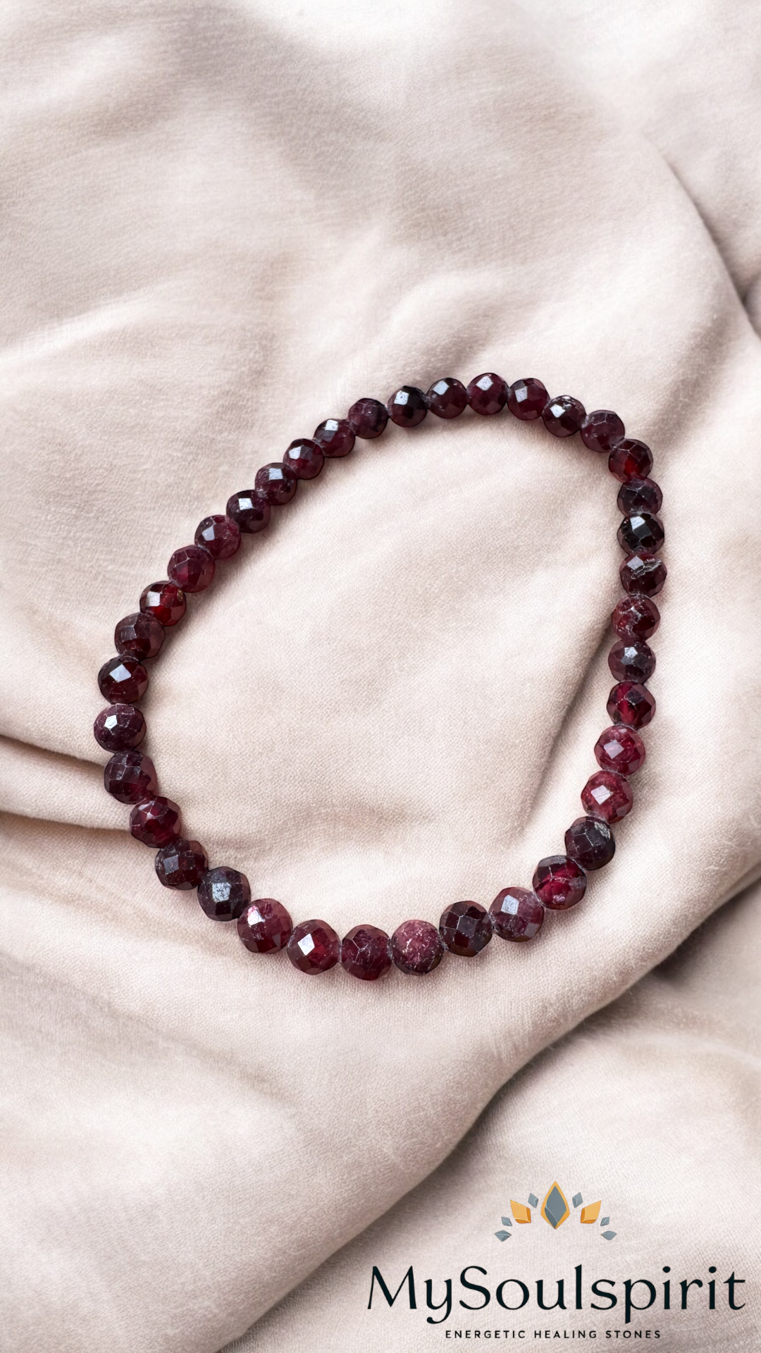GARNET bracelet with 4/6 mm faceted beads