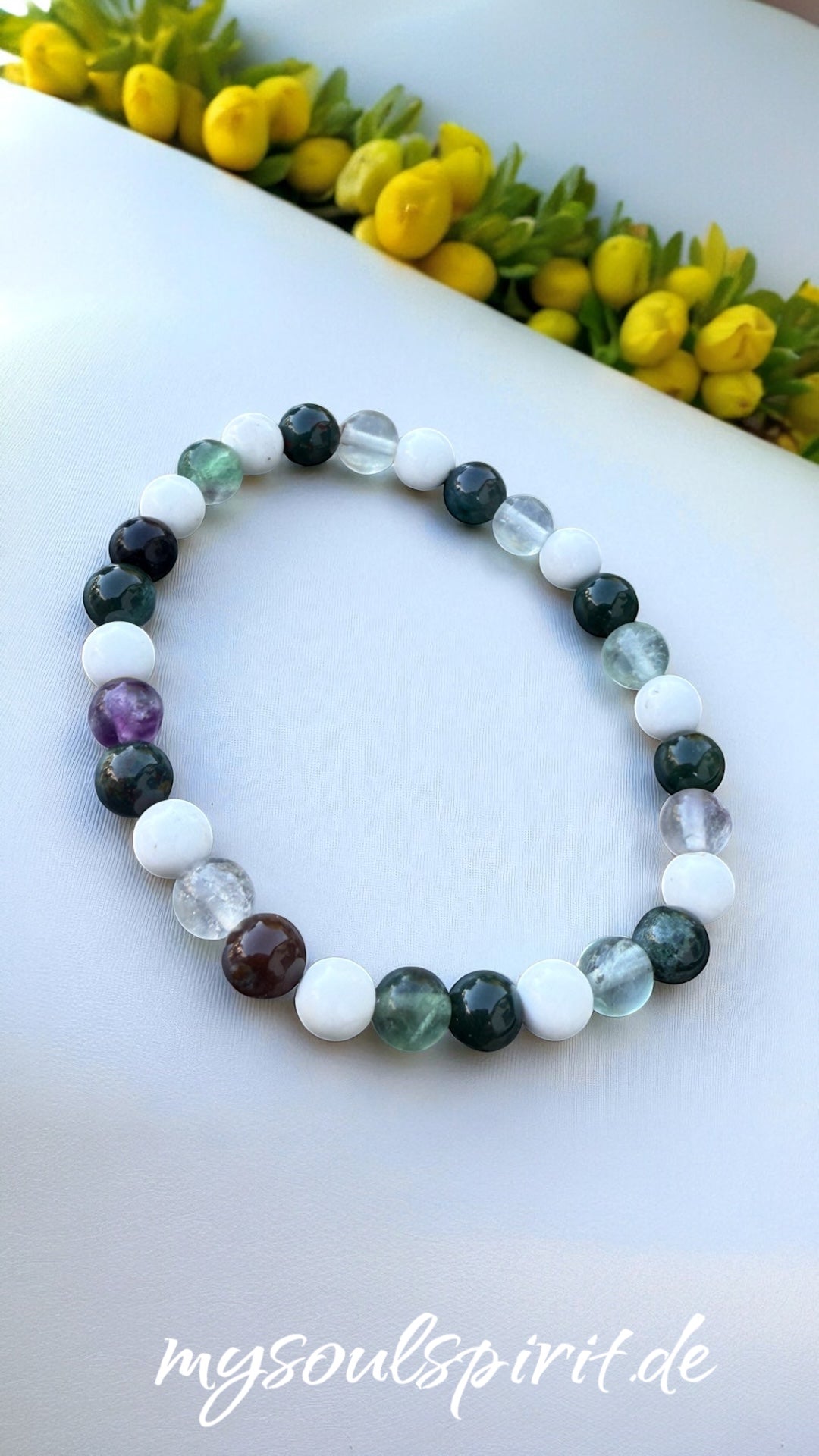 Armband "Weibliche Kraft“