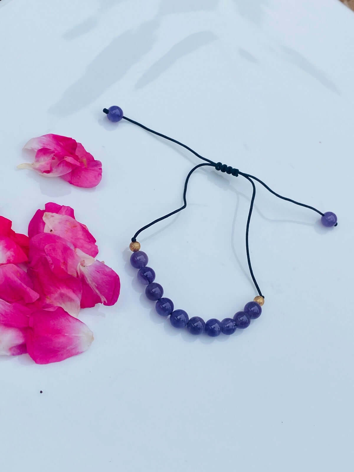 AMETHYST geflochtenes Armband mit Perlen / Größe verstellbar - Armband