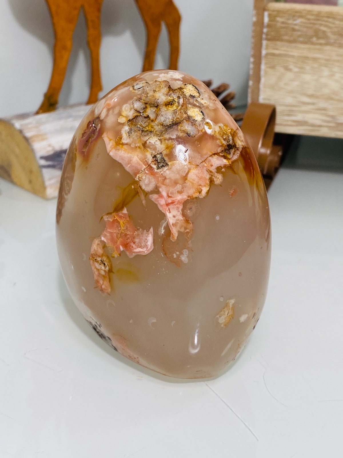 Kirschblüten Chalcedon Freie Form 9,3 cm - Heilstein