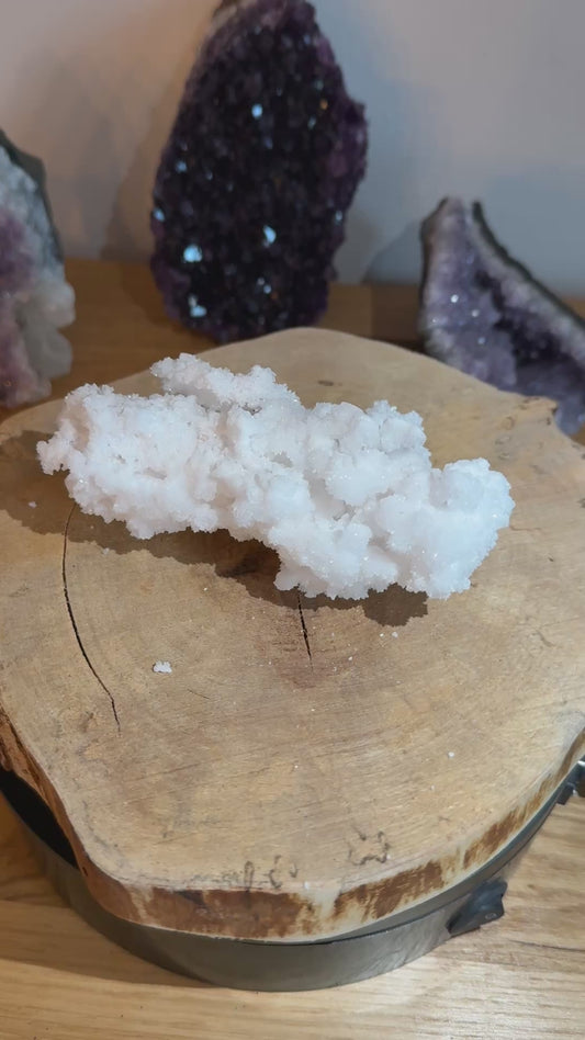 Weißer ARAGONIT 279 Gramm