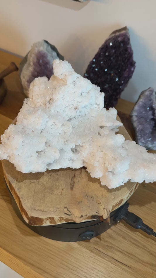 Weißer ARAGONIT 990 Gramm - ein besonderes Geschenk mit