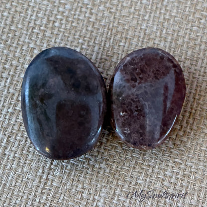 Granat Handschmeichler 2 Stück