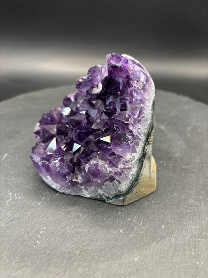 Deep Amethyst Druse 511 grams (unique)