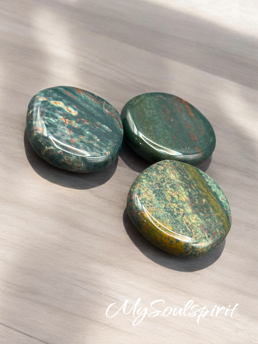 HELIOTROP disc stones approx. 90-100 grams