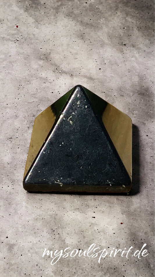 Shungite pyramid