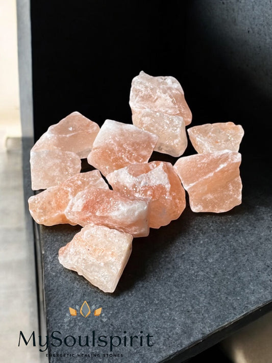 Himalaya Salz Rohsteine z.B. als Badesalz-Zusatz.
