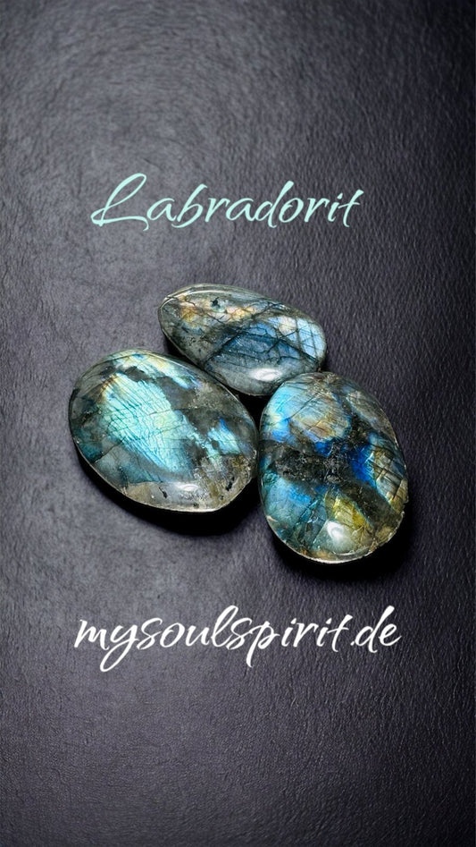 LABRADORITE hand flatterer 2 pieces