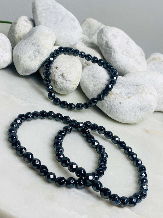 HEMATITE bracelet 6 mm faceted beads