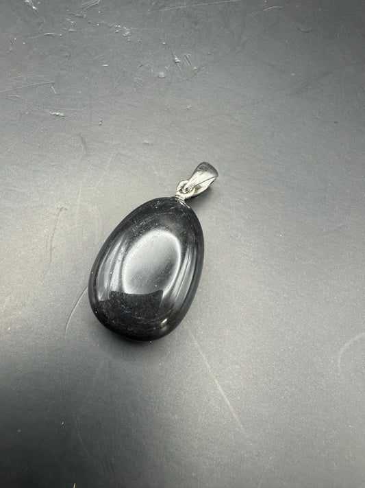 ONYX pendant with loop or drilled