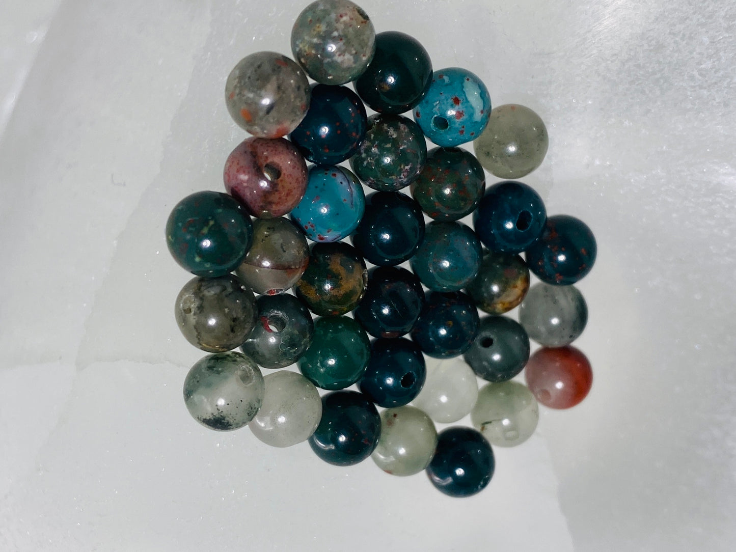 Heliotrope beads - 10 pieces