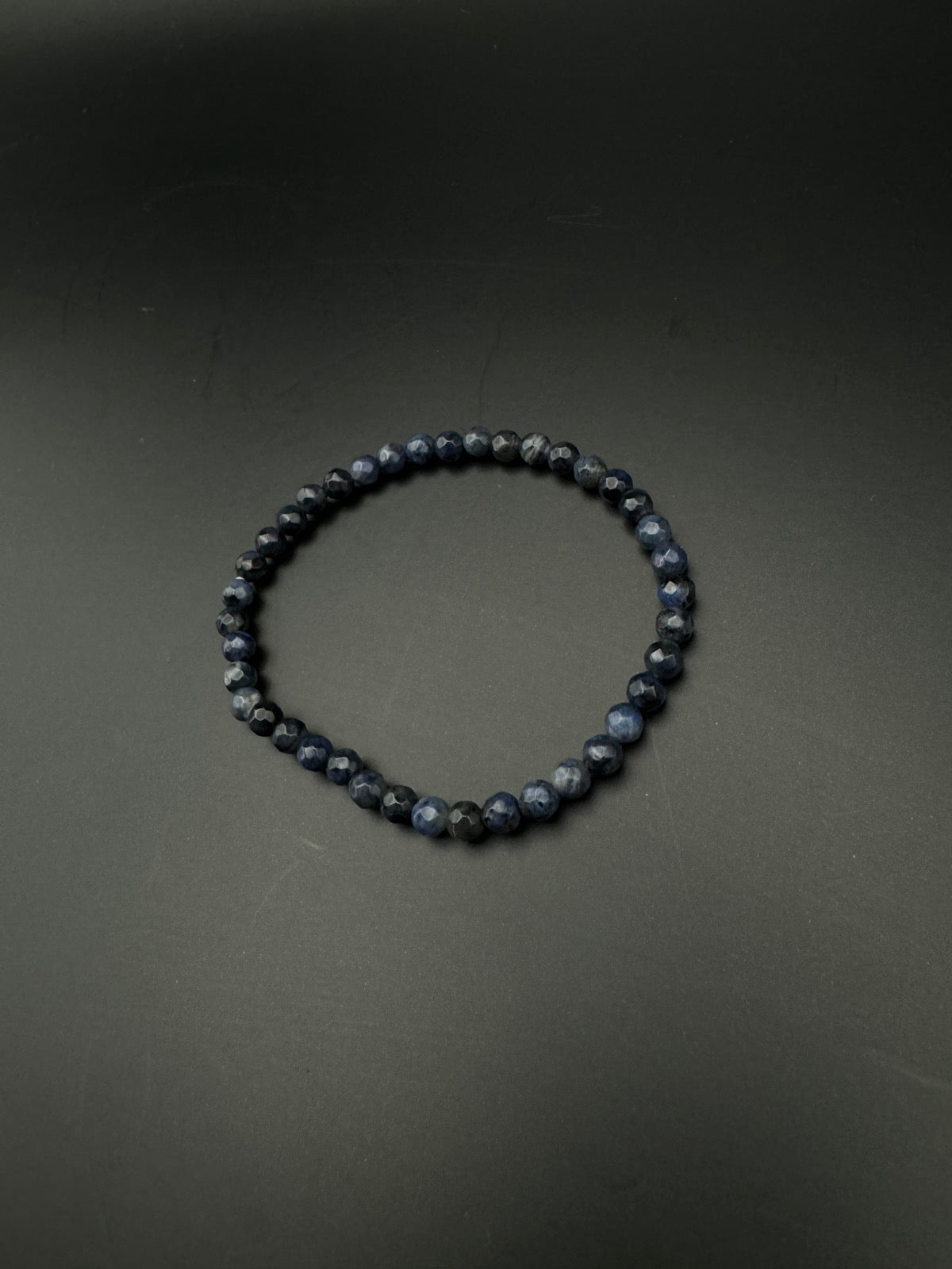 Lapislazuli Armband mit 4/6 mm Perlen facettiert - Perlenarmband