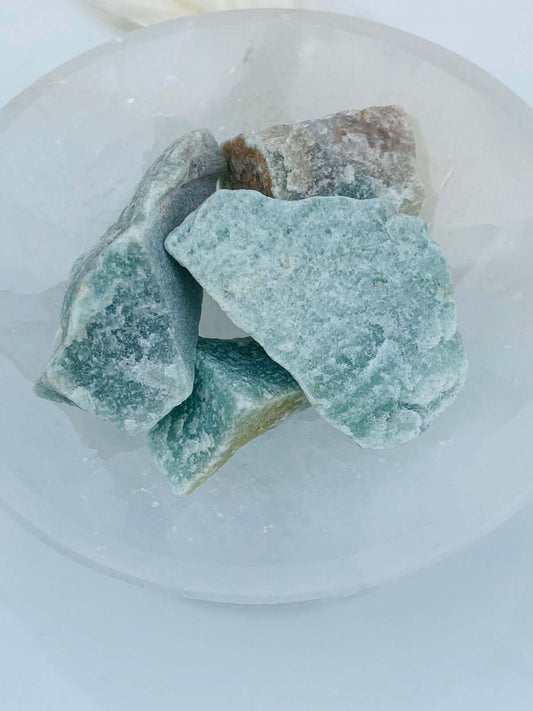 Water stones - Calcite green raw 200 grams