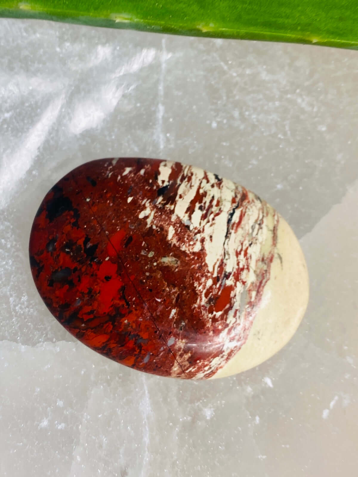 BRECCIATED JASPER palm stone